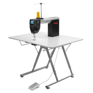 BERNINA Q16 + Mesa Desdobrável